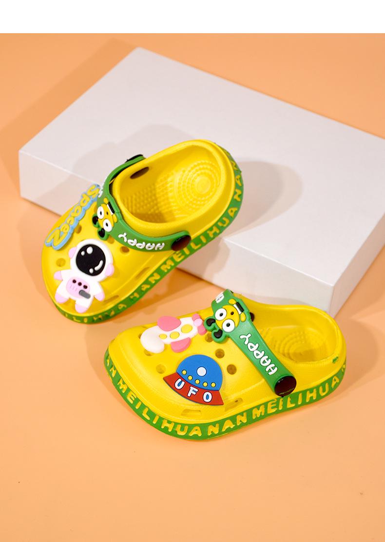 Girls Summer Cartoon Sandals: Soft-Soled, Non-Slip, Indoor Baotou Hole Shoes for Babies and Kids. 21 жёлтый
Girls Summer Cartoon Sandals: Soft-Soled, Non-Slip, Indoor Baotou Hole Shoes for Babies and Kids. 21 жёлтый