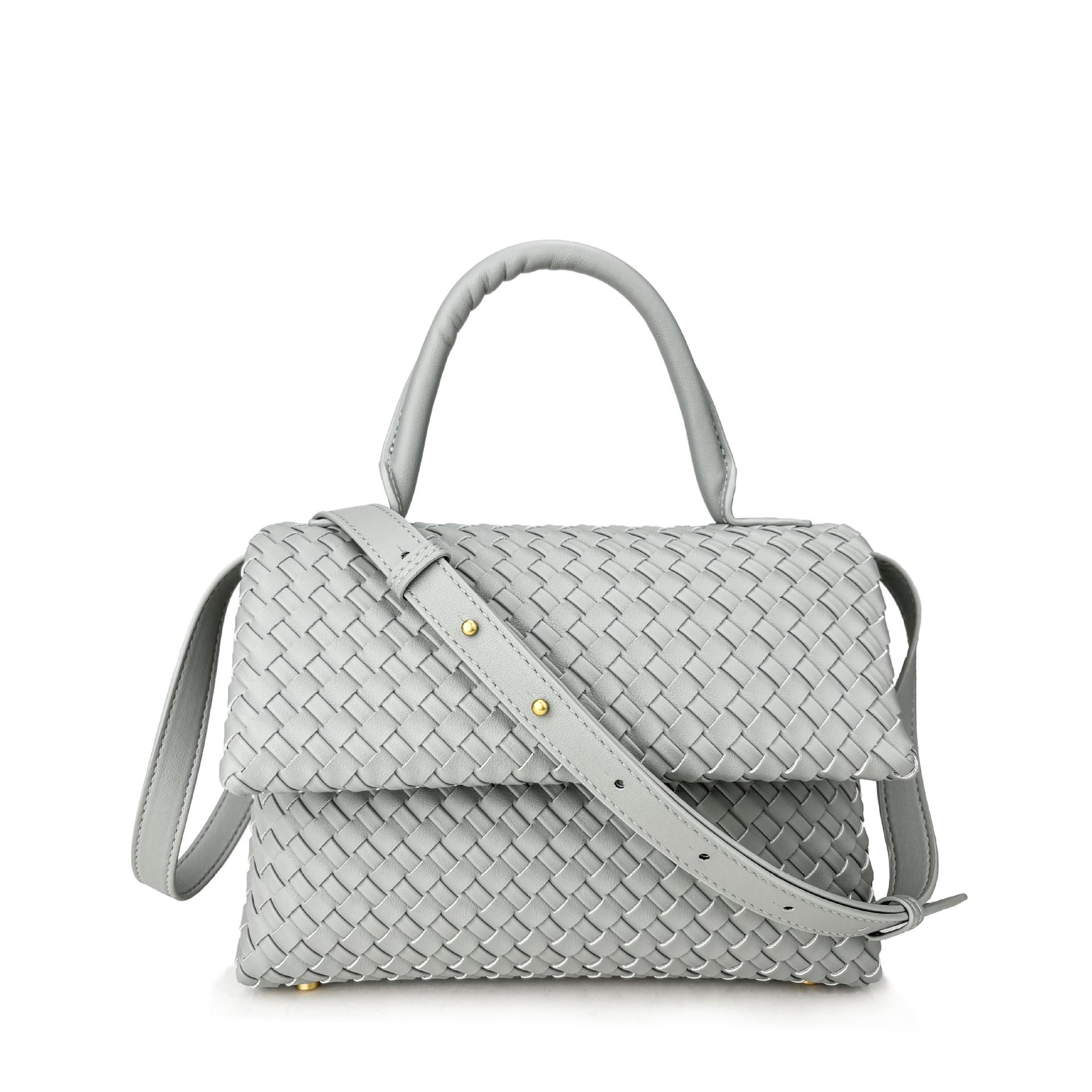 2024 Genuine Leather Woven Shoulder Bag: Autumn/Winter Fashion, Large Capacity, Versatile Messenger Handbag 27*21*11cm
2024 Genuine Leather Woven Shoulder Bag: Autumn/Winter Fashion, Large Capacity, Versatile Messenger Handbag 27*21*11cm