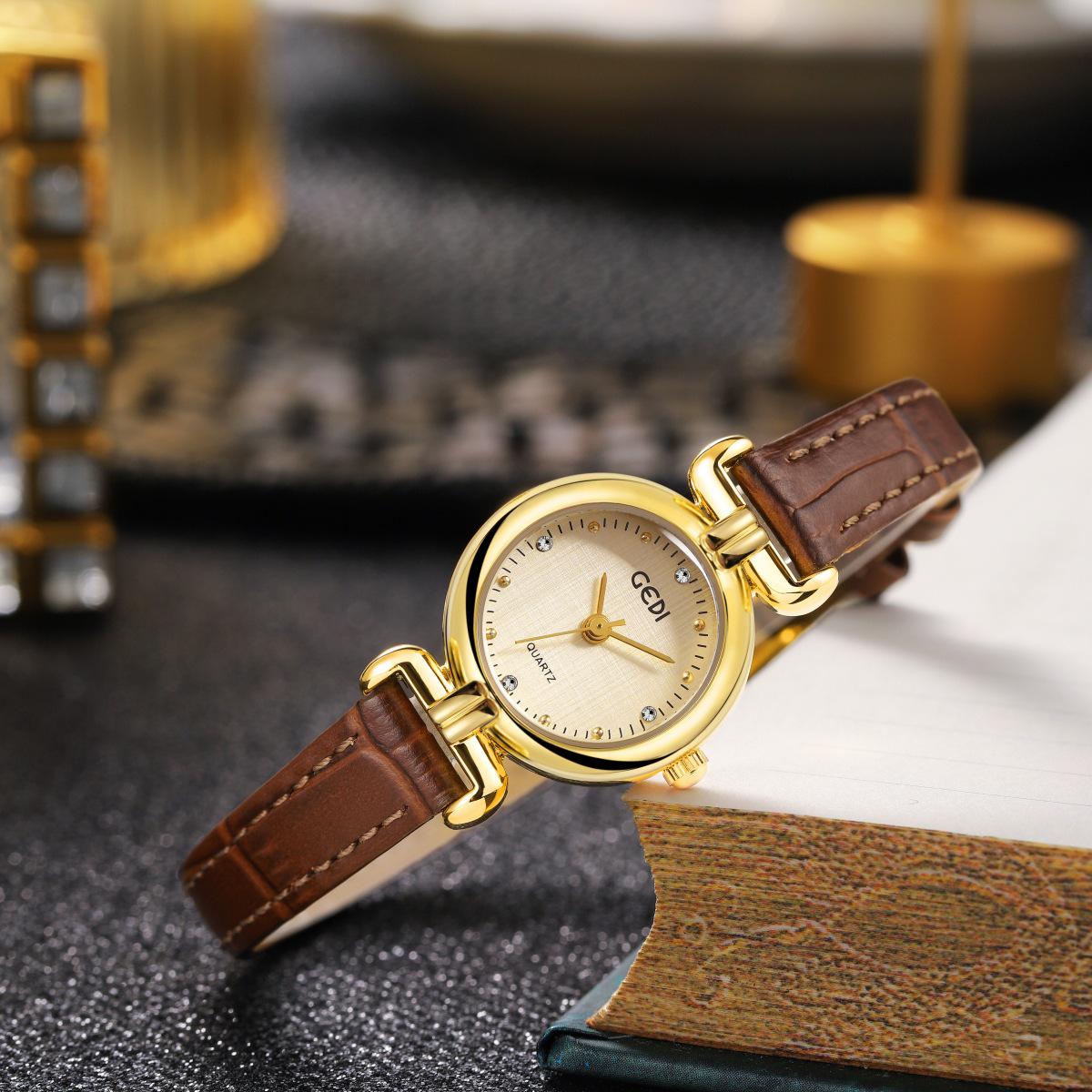 Gedi Retro-Style Women s Thin Quartz Watch with Genuine Leather Band and Small Plate Cloth Pattern
Gedi Retro-Style Women s Thin Quartz Watch with Genuine Leather Band and Small Plate Cloth Pattern