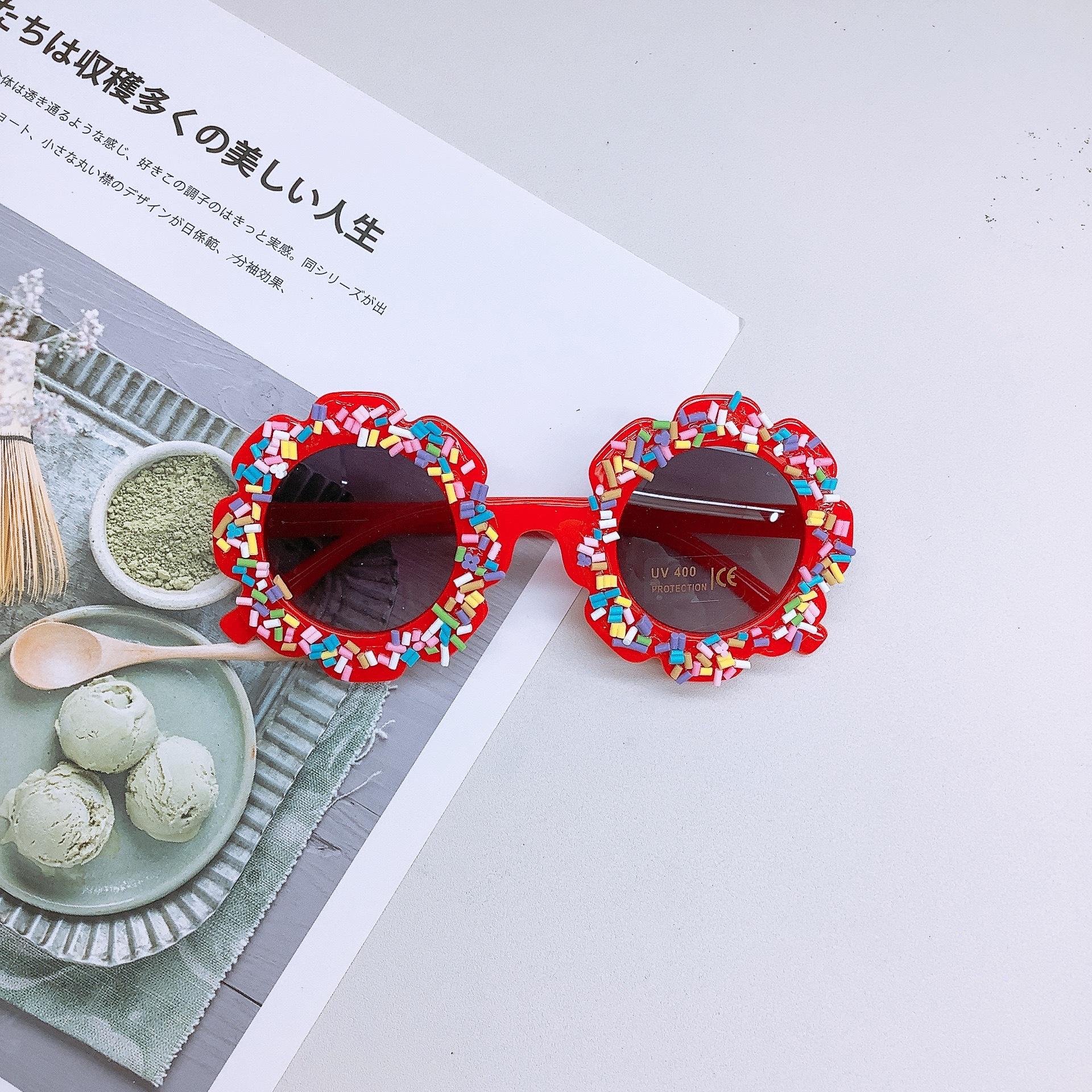 Модные солнцезащитные очки для детей, детские солнцезащитные очки в форме цветка своими руками, детские очки
Модные солнцезащитные очки для детей, детские солнцезащитные очки в форме цветка своими руками, детские очки