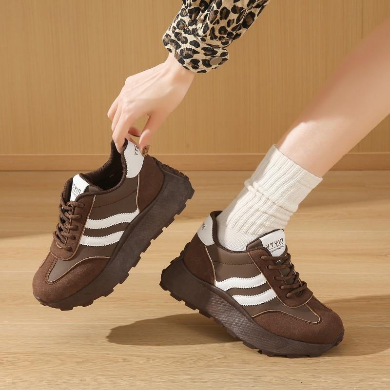 Maillard platform Forrest Gump shoes 22 autumn new muffin shoes retro German training casual sports dad shoes 40 коричневий
Maillard platform Forrest Gump shoes 22 autumn new muffin shoes retro German training casual sports dad shoes 40 коричневий