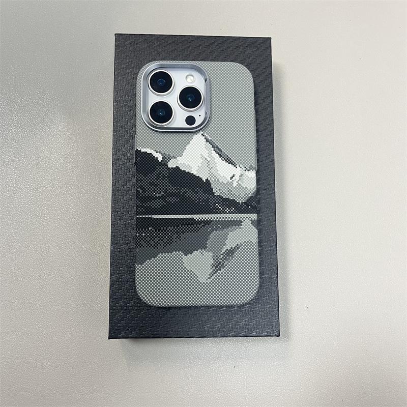 Чохол для MagSafe 16Pro з рельєфним 3D-дизайном з вуглецевого волокна для iPhone 16 15 14 13 Pro Max, підтримка бездротової зарядки, алюмінієва рамка об єктива, магнітна PC-кришка For iPhone 15 ProMax
Чохол для MagSafe 16Pro з рельєфним 3D-дизайном з вуглецевого волокна для iPhone 16 15 14 13 Pro Max, підтримка бездротової зарядки, алюмінієва рамка об єктива, магнітна PC-кришка For iPhone 15 ProMax