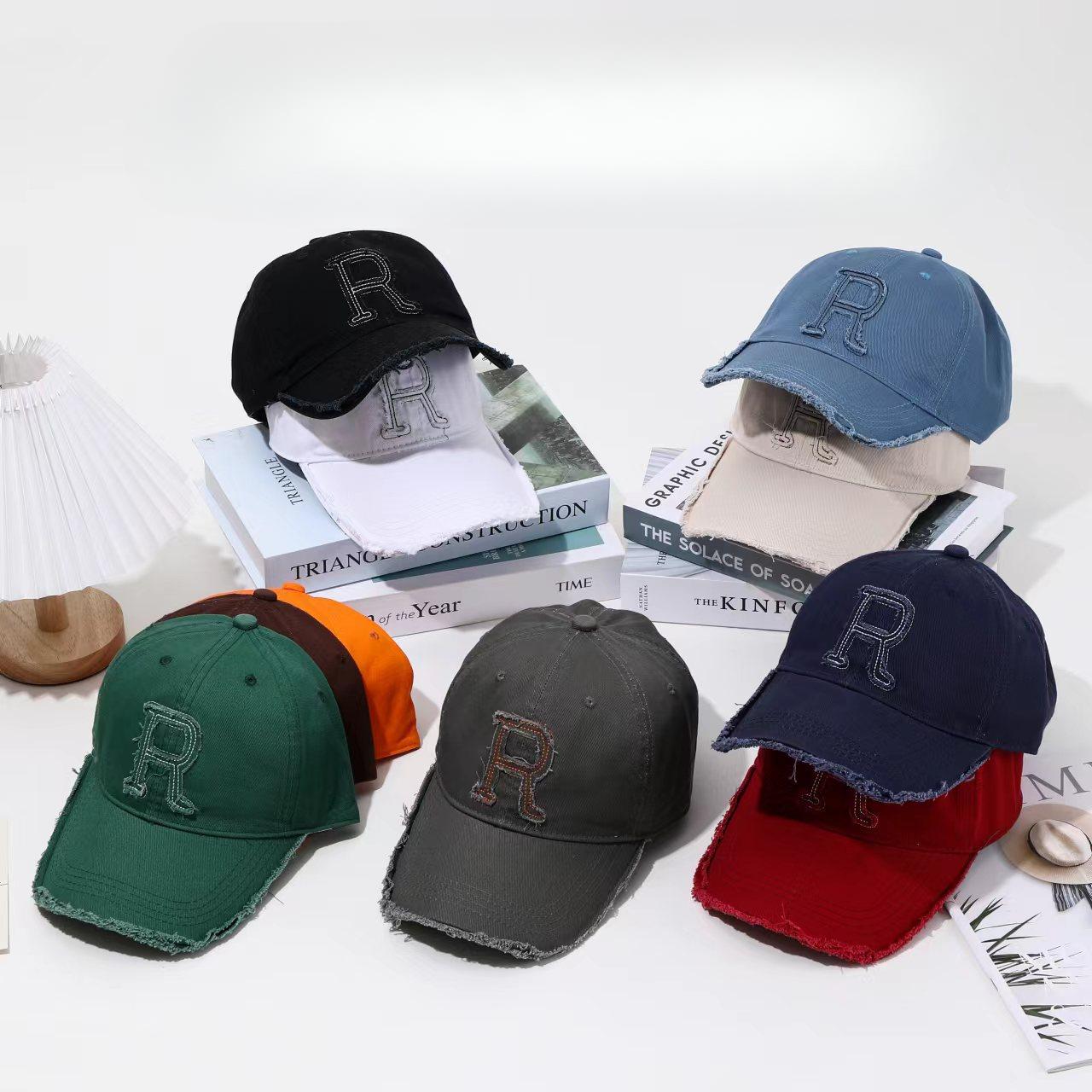 New Letter Baseball Cap for Men and Women for Spring Travel Sun Protection Sun Hat Student Casual Baseball Cap o nesize
New Letter Baseball Cap for Men and Women for Spring Travel Sun Protection Sun Hat Student Casual Baseball Cap o nesize