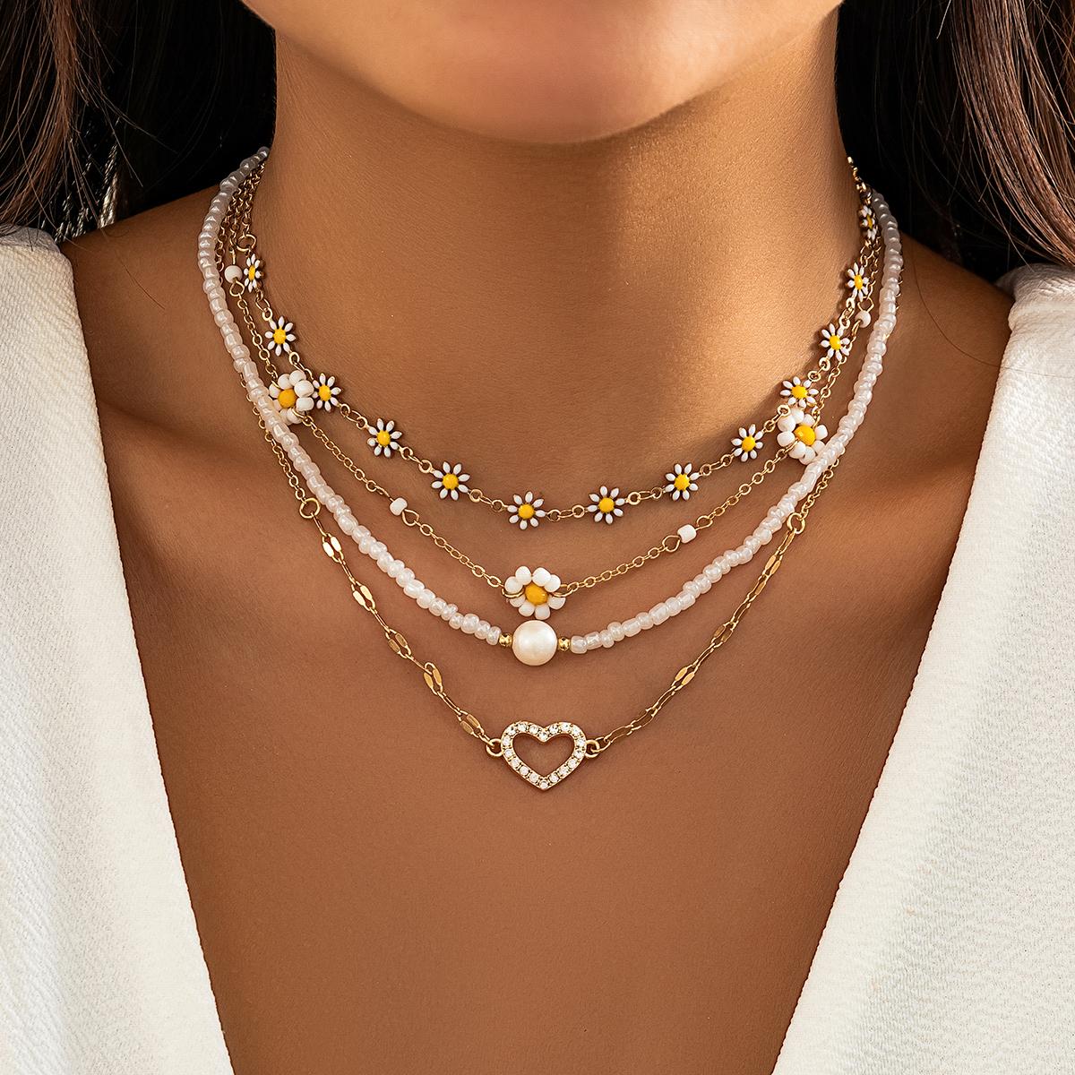 4Pcs Vintage Sunflower Flower Clavicle Chain Necklace for Women Kpop Rhinestone Love Heart Pendant Choker Aesthetic Y2K Jewelry
4Pcs Vintage Sunflower Flower Clavicle Chain Necklace for Women Kpop Rhinestone Love Heart Pendant Choker Aesthetic Y2K Jewelry