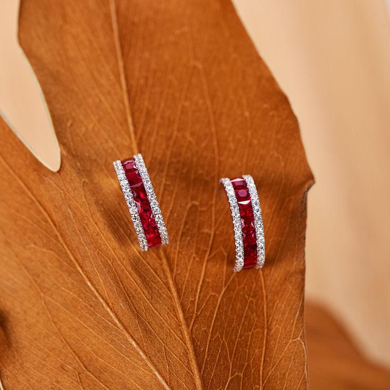 Модные Блестящие Серьги Для Женщин Новинка Инкрустированные Полностью Бриллиантами Красный Драгоценный Камень C-Образные Серьги-Пуссеты Обручальные Украшения
Модные Блестящие Серьги Для Женщин Новинка Инкрустированные Полностью Бриллиантами Красный Драгоценный Камень C-Образные Серьги-Пуссеты Обручальные Украшения