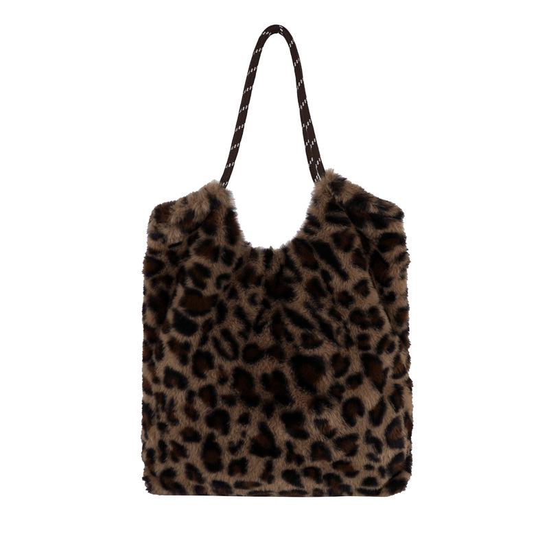 2024 Autumn/Winter Retro Plush Leopard Print Versatile Women s Crossbody Shoulder Bag Lotus
2024 Autumn/Winter Retro Plush Leopard Print Versatile Women s Crossbody Shoulder Bag Lotus