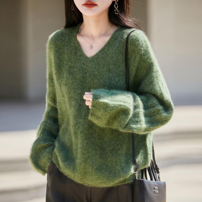 Women s Korean Style V-Neck Cashmere Wool Blend Loose Knit Sweater for Autumn Winter One Size
Women s Korean Style V-Neck Cashmere Wool Blend Loose Knit Sweater for Autumn Winter One Size