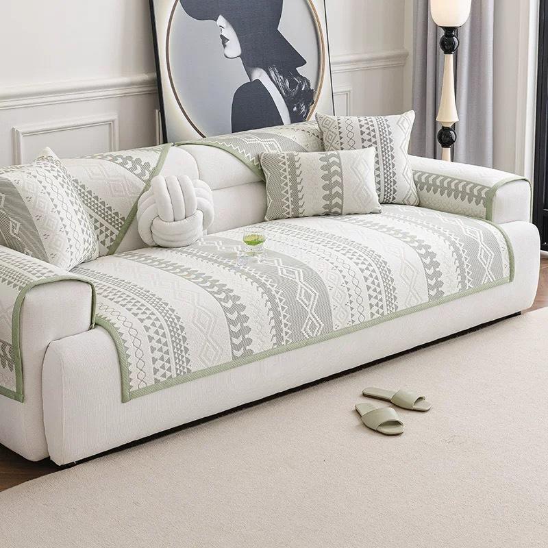 One Piece of Luxurious Soft and Comfortable Double Sided Solid Color Ice Silk Sofa Cover,Stretch Couch Protector for Living Room 70X70cm зелений
One Piece of Luxurious Soft and Comfortable Double Sided Solid Color Ice Silk Sofa Cover,Stretch Couch Protector for Living Room 70X70cm зелений