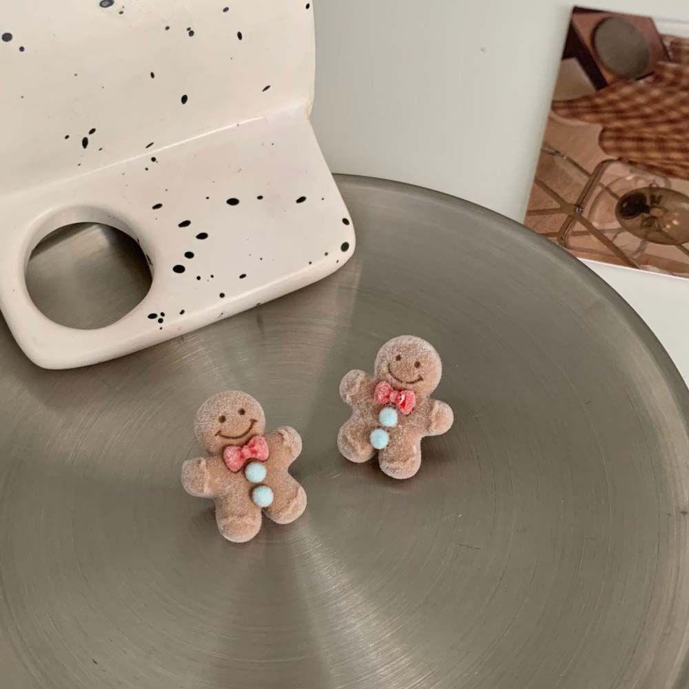Man Three-Dimensional Women Ear Stud Christmas Stud Earrings Korean Style Earrings Fashion Jewelry
Man Three-Dimensional Women Ear Stud Christmas Stud Earrings Korean Style Earrings Fashion Jewelry