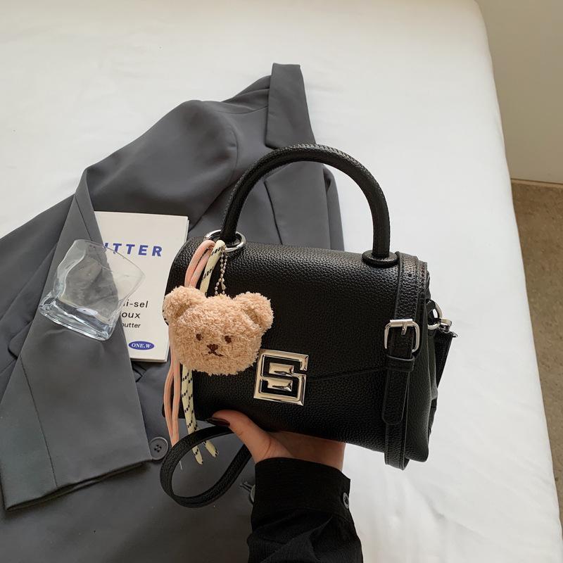 Small bag women s summer new versatile shoulder messenger bag high-end portable small square bag чёрный
Small bag women s summer new versatile shoulder messenger bag high-end portable small square bag чёрный