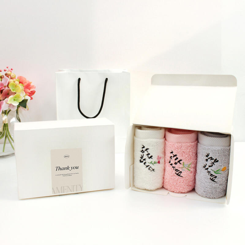 Cali embroidered towel set of 3 kitchen towels Even color
Cali embroidered towel set of 3 kitchen towels Even color