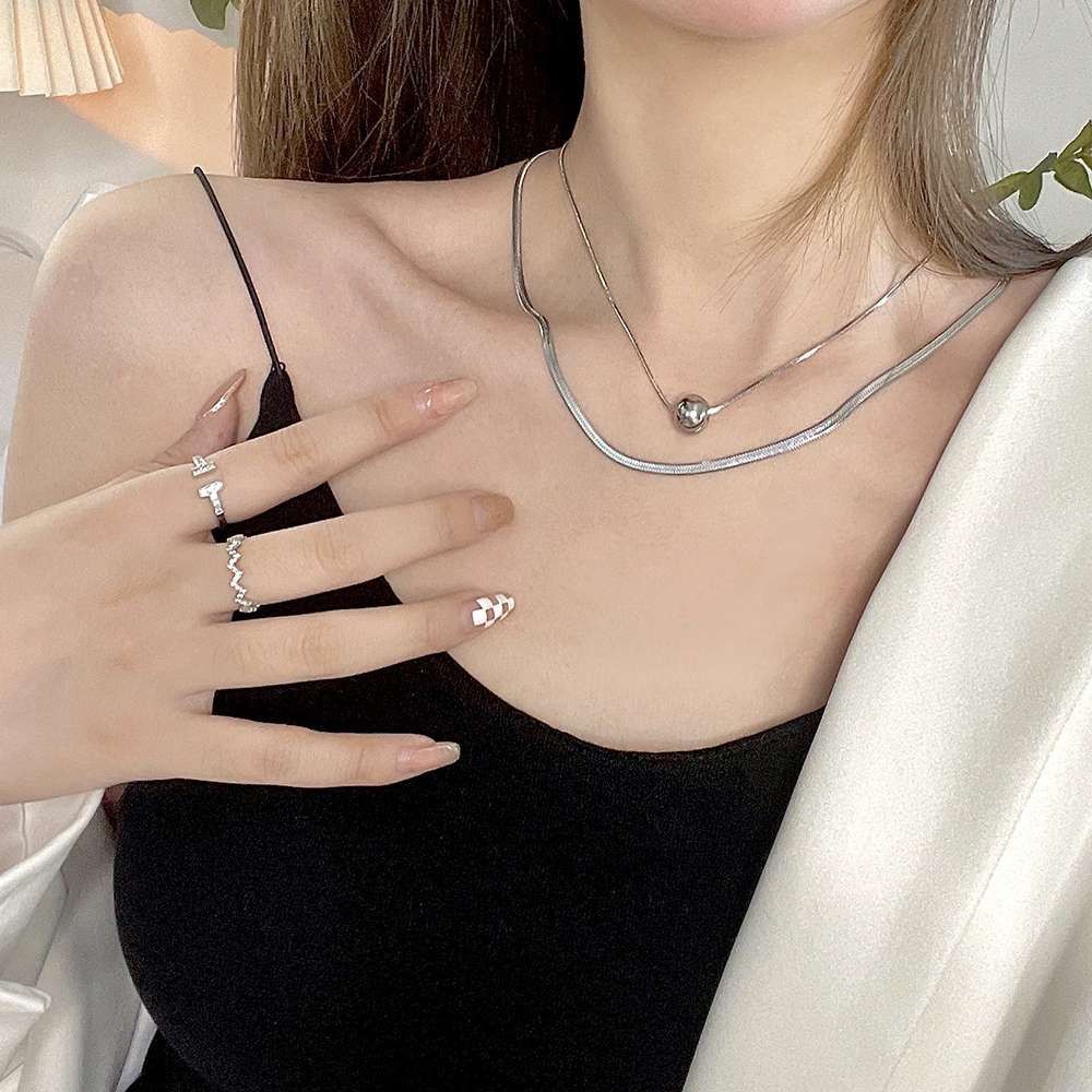 Titanium Steel Snake Bone Necklace Fashion Jewelry Girls Clavicle Chains Korean Style Necklace
Titanium Steel Snake Bone Necklace Fashion Jewelry Girls Clavicle Chains Korean Style Necklace