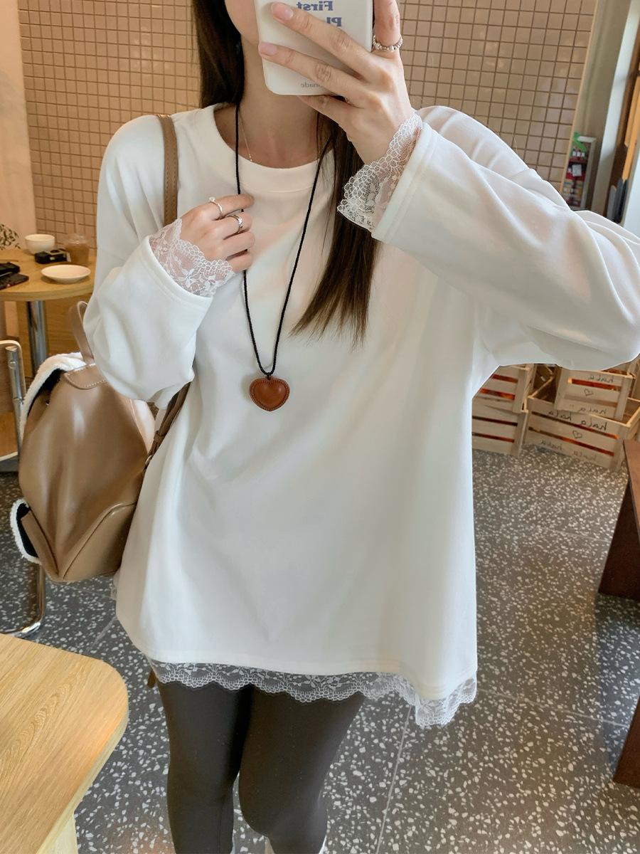 White long-sleeved bottoming shirt women s spring wear new lace splicing loose round neck inside chic T-shirt top S белый
White long-sleeved bottoming shirt women s spring wear new lace splicing loose round neck inside chic T-shirt top S белый