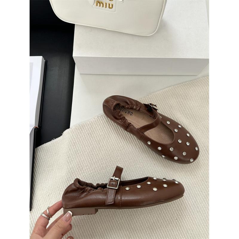 French rhinestone round head shallow mouth single shoes women s 2025 spring new one-word strap Mary Jane shoes flat ballet shoes 39 темно-коричневого
French rhinestone round head shallow mouth single shoes women s 2025 spring new one-word strap Mary Jane shoes flat ballet shoes 39 темно-коричневого