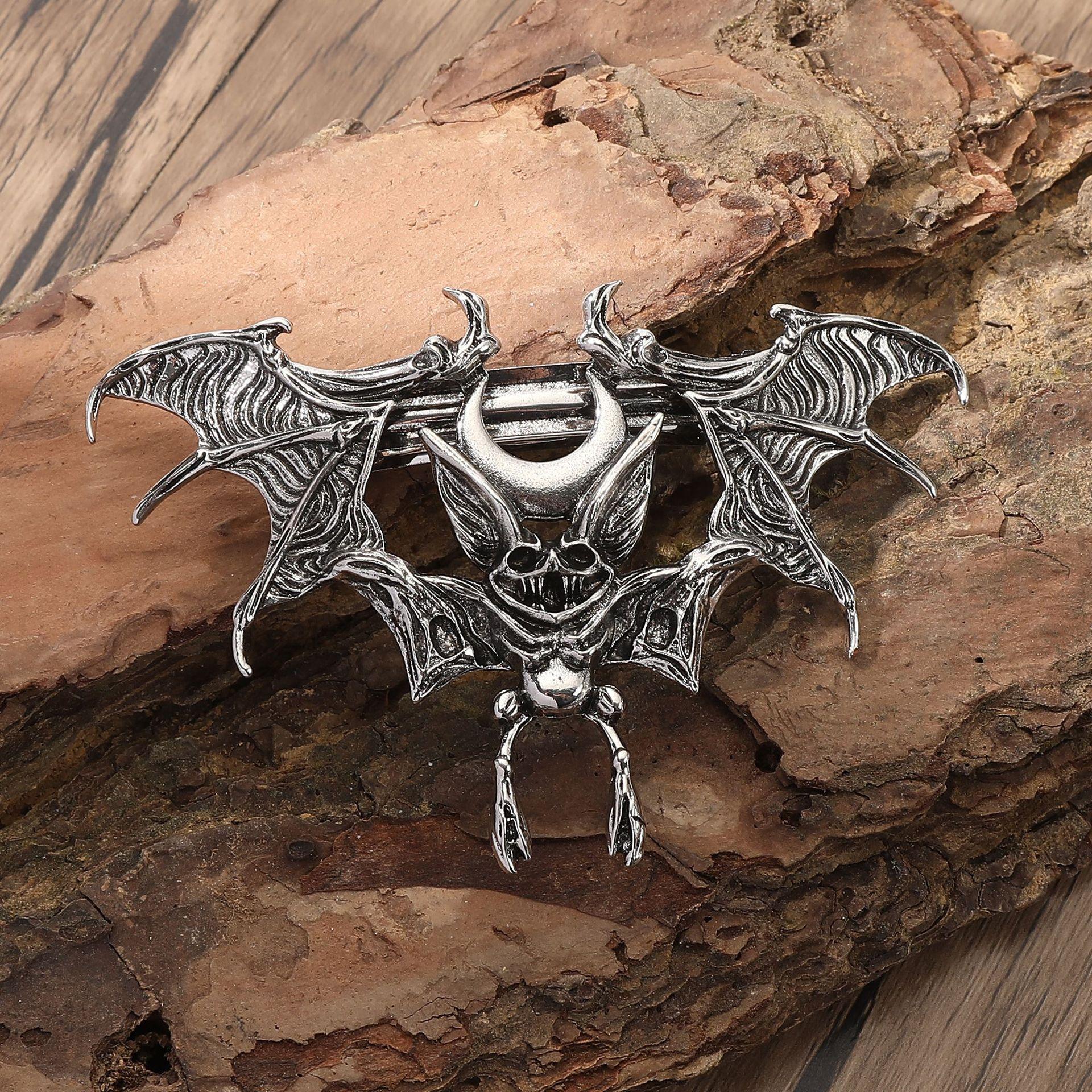 Retro Gothic Moon Bat Hair Clip Viking Nordic Headwear Party Hairpin Accessory серебряный
Retro Gothic Moon Bat Hair Clip Viking Nordic Headwear Party Hairpin Accessory серебряный