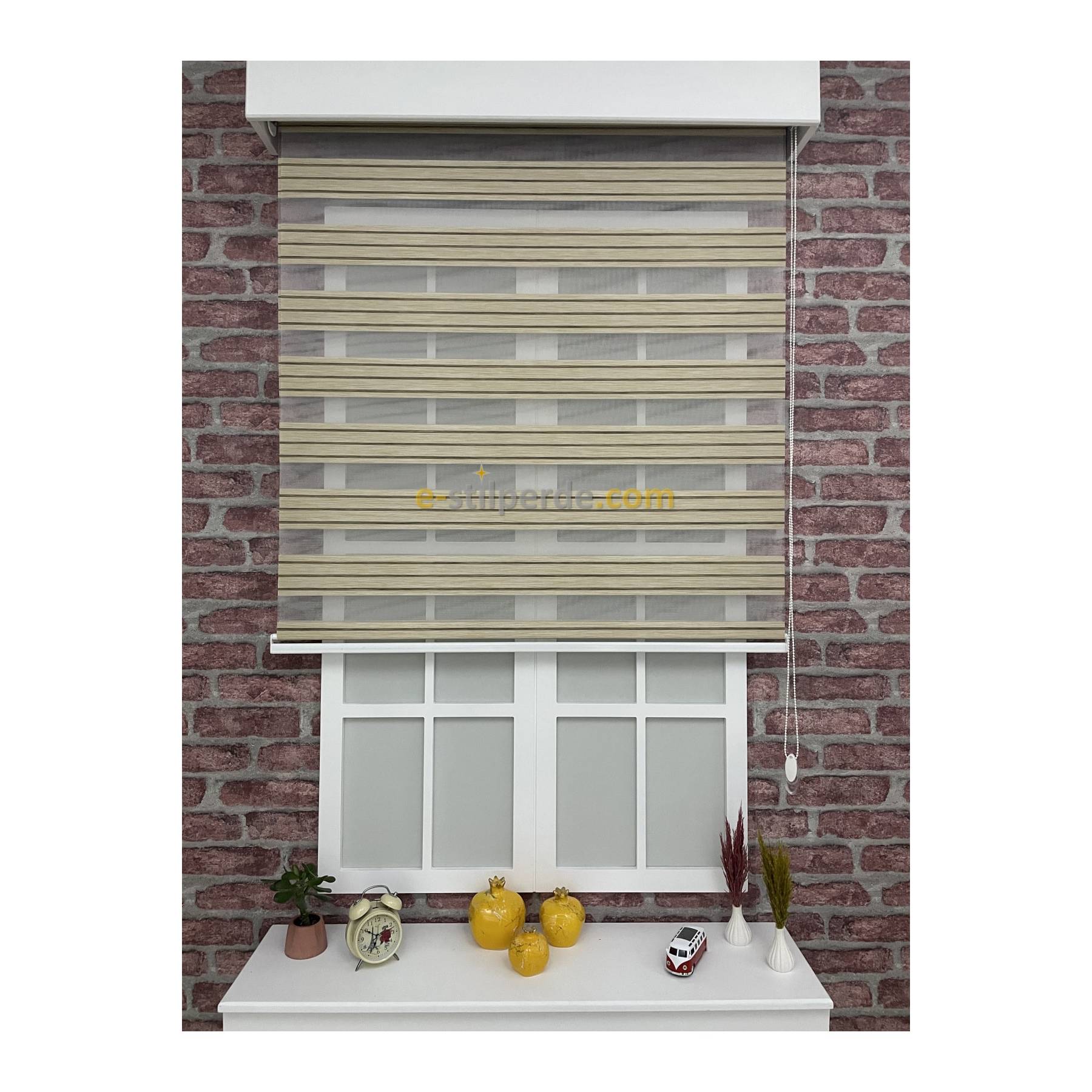 Рулонные шторы для окон Zebra Curtain Light Brown Striped (Без юбки)
Рулонные шторы для окон Zebra Curtain Light Brown Striped (Без юбки)