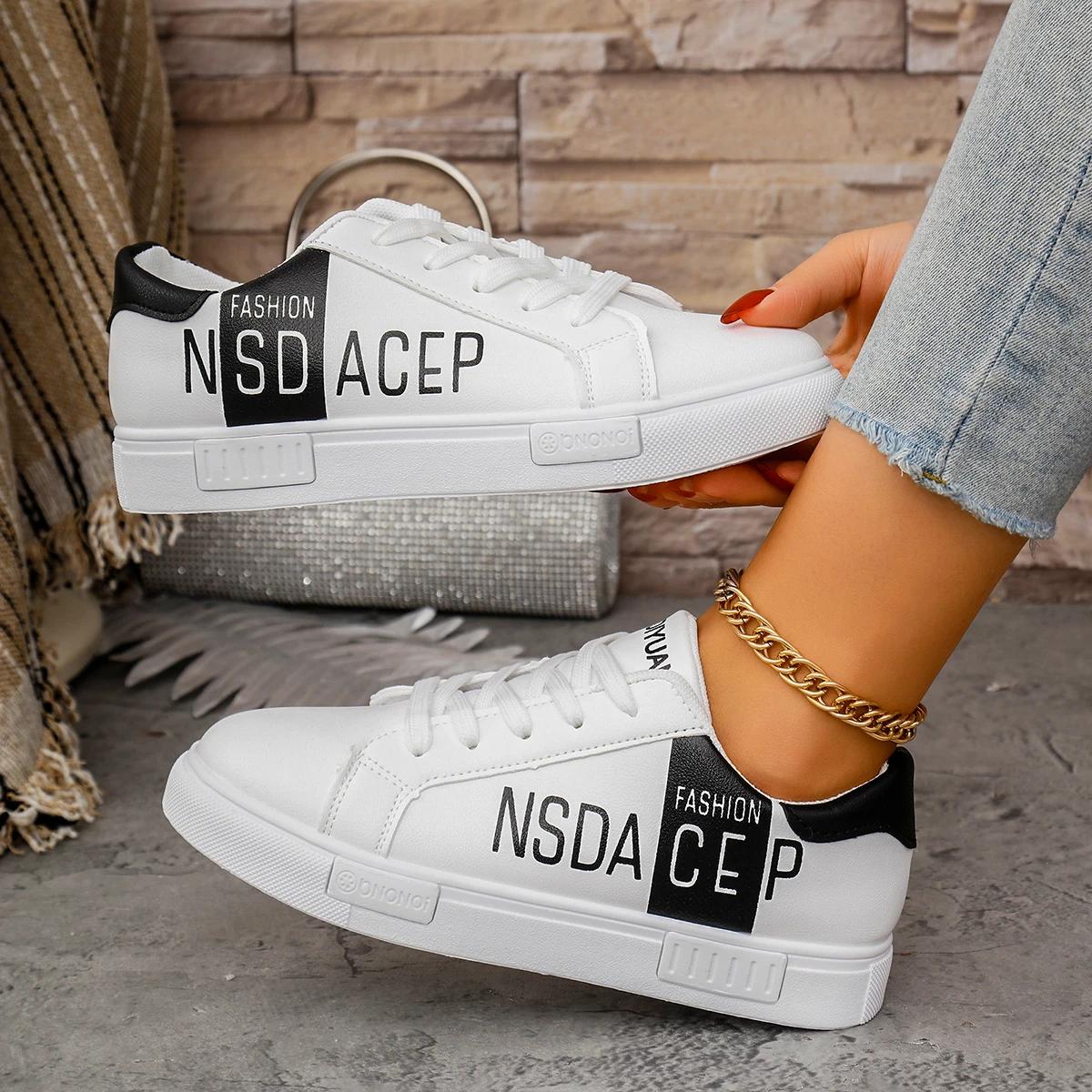 New High Quality Women Sneakers Leather Outdoor Casual Shoes Lace-up Mens Vulcanized Shoes Trendy Men Shoes 42
New High Quality Women Sneakers Leather Outdoor Casual Shoes Lace-up Mens Vulcanized Shoes Trendy Men Shoes 42