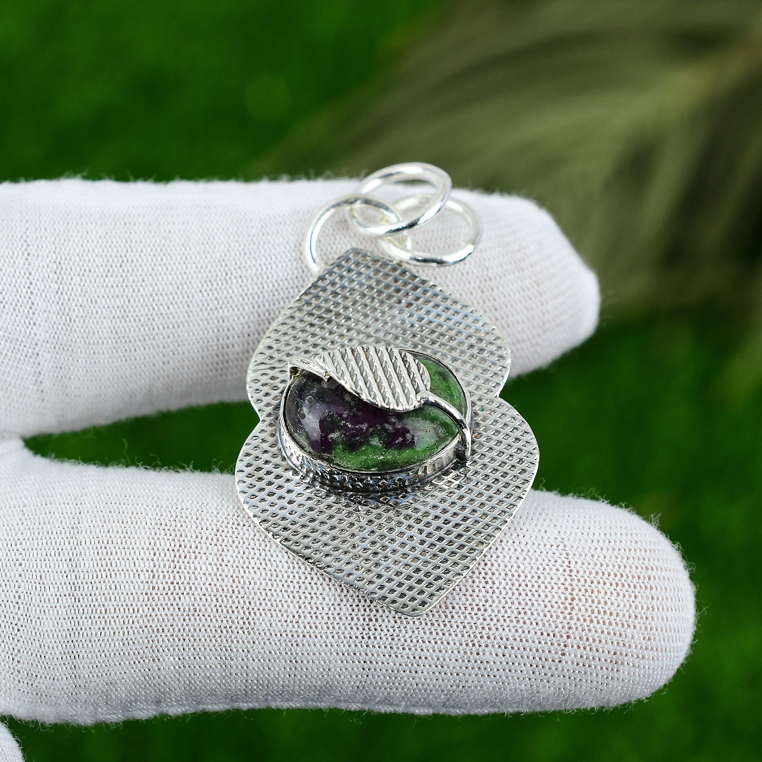 Anniversary Gift For Her Natural Rubi Zoisite Gemstone Pendant 925 Silver
Anniversary Gift For Her Natural Rubi Zoisite Gemstone Pendant 925 Silver