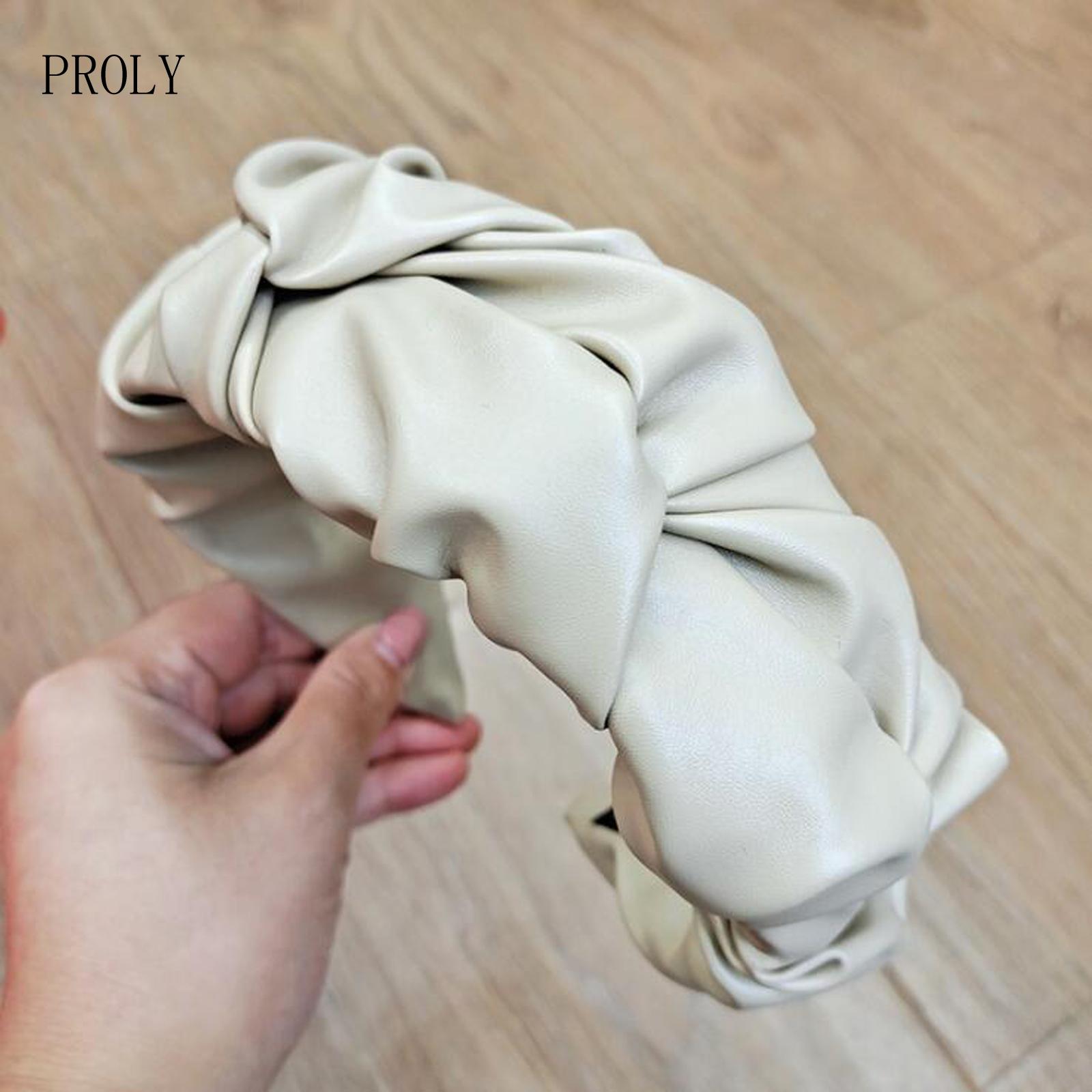 PROLY New Fashion Women s Hairband Wide Side Pu Leather Headband Pleated Headwear Casual Solid Turban Adult Hair Accessories
PROLY New Fashion Women s Hairband Wide Side Pu Leather Headband Pleated Headwear Casual Solid Turban Adult Hair Accessories
