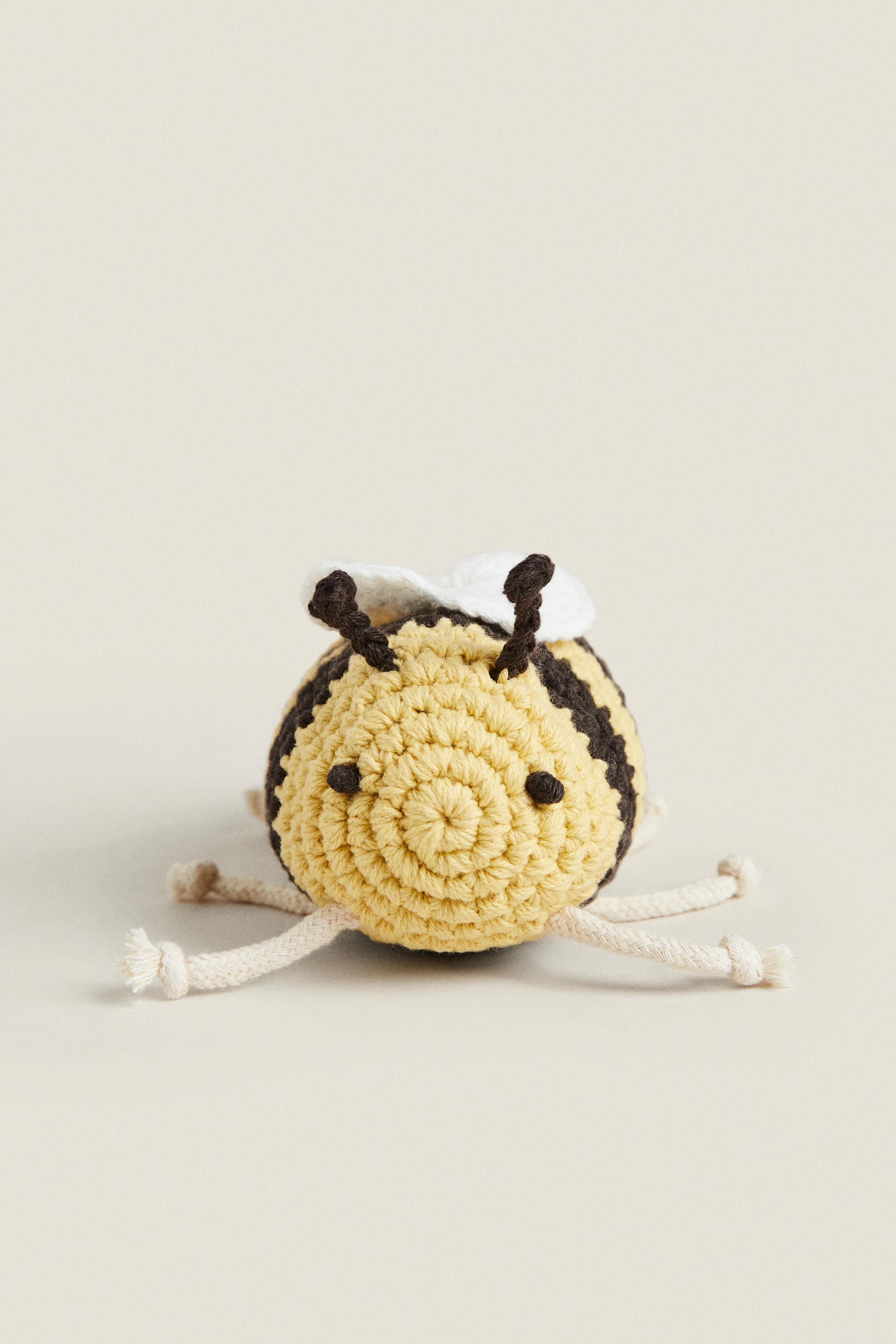 ИГРУШКА ДЛЯ ЛЮБИМЫХ ПЧЕЛ
ИГРУШКА ДЛЯ ЛЮБИМЫХ ПЧЕЛ