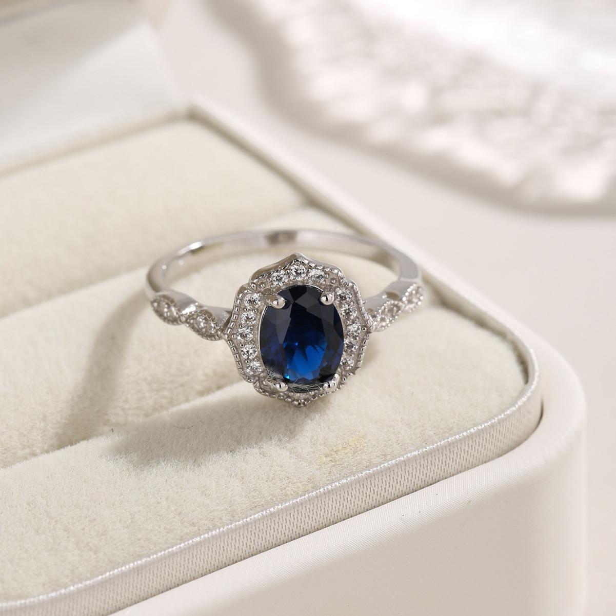 European & American Retro S925 Sterling Silver Blue Spinel Oval Ring - High-Quality Trendy Jewelry for Women Size 6
European & American Retro S925 Sterling Silver Blue Spinel Oval Ring - High-Quality Trendy Jewelry for Women Size 6