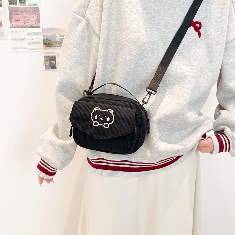 Corduroy messenger bag female college style girl sweet small square baosen series retro versatile shoulder messenger bag one size fits all чёрный
Corduroy messenger bag female college style girl sweet small square baosen series retro versatile shoulder messenger bag one size fits all чёрный