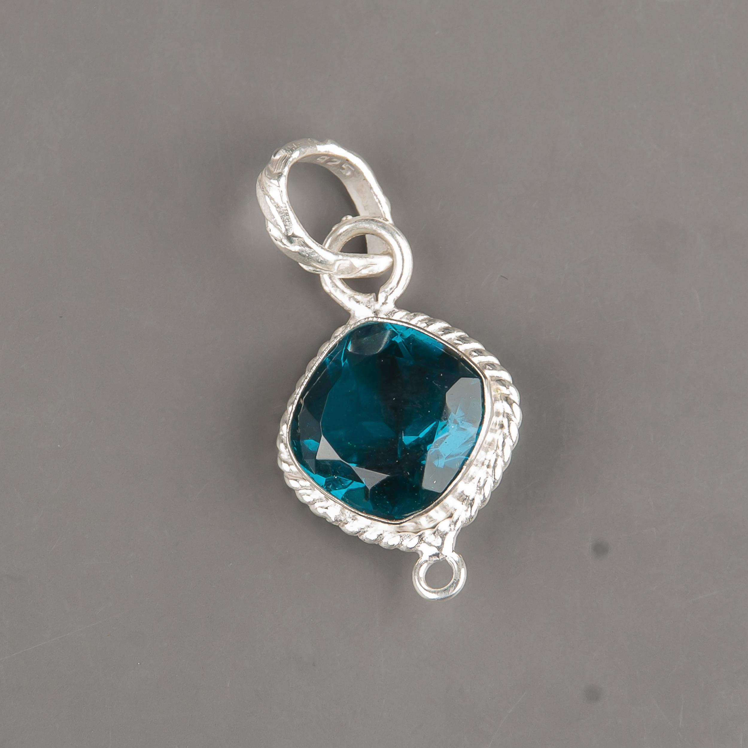 Apatite Handmade Silver Jewelry, 925 Sterling Silver Pendant, Handmade Beautiful Gemstone Pendant, Apatite Dainty Pendant For Her 1.30 inches синій
Apatite Handmade Silver Jewelry, 925 Sterling Silver Pendant, Handmade Beautiful Gemstone Pendant, Apatite Dainty Pendant For Her 1.30 inches синій