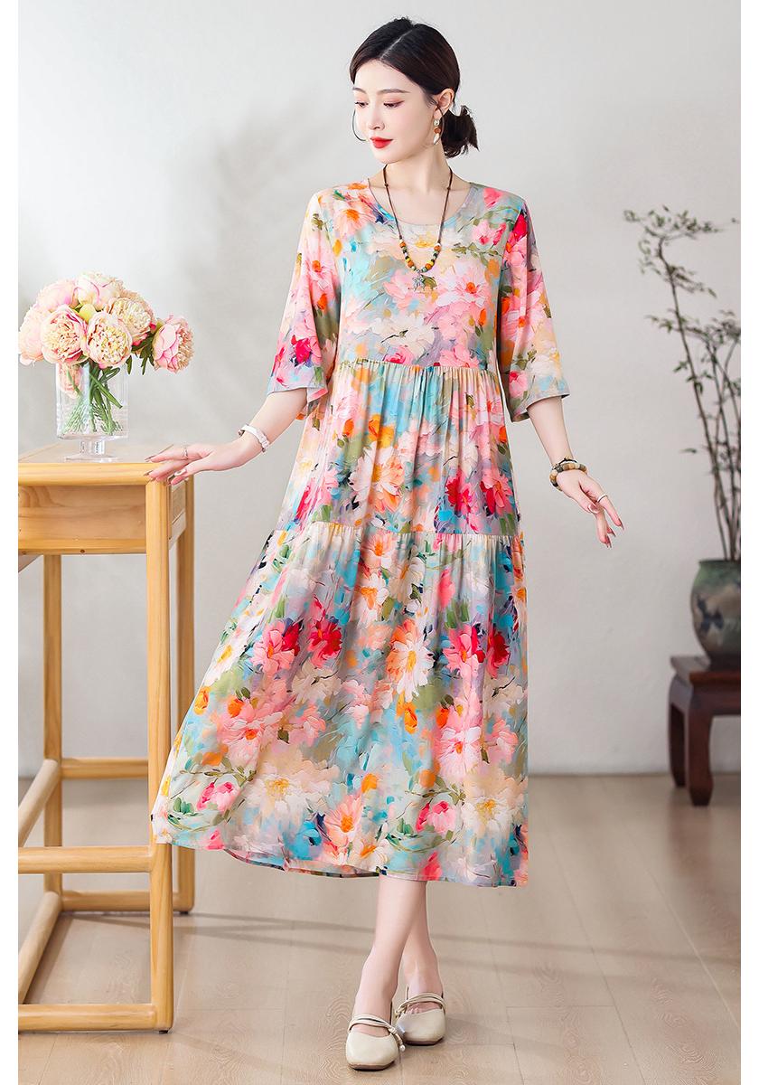 Retro Cotton-Silk Plus Size Women s Dress - Loose Fit, Slimming, Vacation Style, Printed Long Skirt, Round Neck 3XL for 130-150 kg
Retro Cotton-Silk Plus Size Women s Dress - Loose Fit, Slimming, Vacation Style, Printed Long Skirt, Round Neck 3XL for 130-150 kg