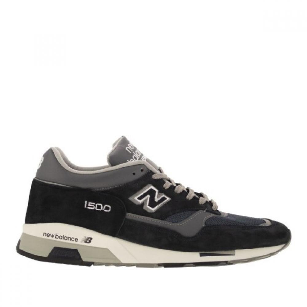New Balance Mesh And Suede Sneakers U1500 Pnv US12
New Balance Mesh And Suede Sneakers U1500 Pnv US12