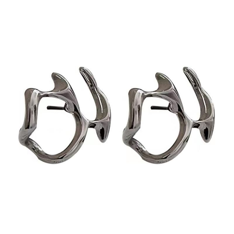 Уникальный дизайн Необычные полые серьги Модные серьги-гвоздики с личностью Женские серьги из сплава Посеребренные украшения 1
Уникальный дизайн Необычные полые серьги Модные серьги-гвоздики с личностью Женские серьги из сплава Посеребренные украшения 1