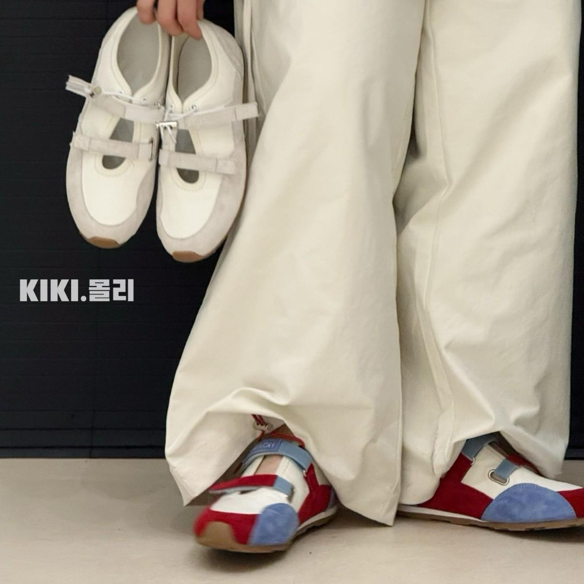 Mary Jane shoes women s new models with skirts women s shoes single shoes square head flat shoes light mouth ballet shoes 40
Mary Jane shoes women s new models with skirts women s shoes single shoes square head flat shoes light mouth ballet shoes 40