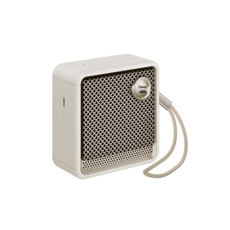 The compact Edifier EVONANO lets you experience high-quality portable audio and enjoy music on the go. Standard чорний
The compact Edifier EVONANO lets you experience high-quality portable audio and enjoy music on the go. Standard чорний