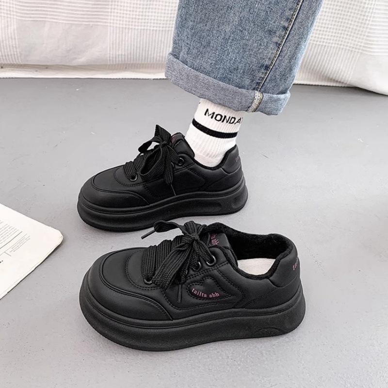 Platform white shoes women s spring and autumn board shoes casual sports shoes sub bread shoes 35
Platform white shoes women s spring and autumn board shoes casual sports shoes sub bread shoes 35