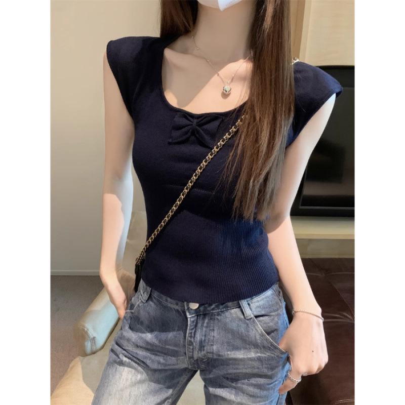 2025 Summer U-neck Bow Knit T-shirt – Slim-Fit, Age-Reducing Design for Women One Size
2025 Summer U-neck Bow Knit T-shirt – Slim-Fit, Age-Reducing Design for Women One Size