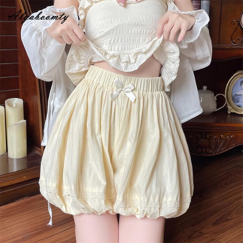 Japanese Lolita Style Summer Women Cotton Shorts High Waist Bow Hollow Out Light Yellow Shorts Skirts Cute Kawaii Girl s Shorts One Size
Japanese Lolita Style Summer Women Cotton Shorts High Waist Bow Hollow Out Light Yellow Shorts Skirts Cute Kawaii Girl s Shorts One Size