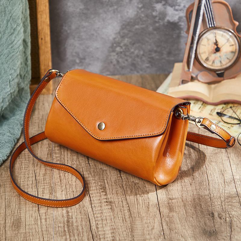 2025 summer high-end first-layer cowhide handmade bag women s multi-compartment capacity messenger bag leather organ bag
2025 summer high-end first-layer cowhide handmade bag women s multi-compartment capacity messenger bag leather organ bag