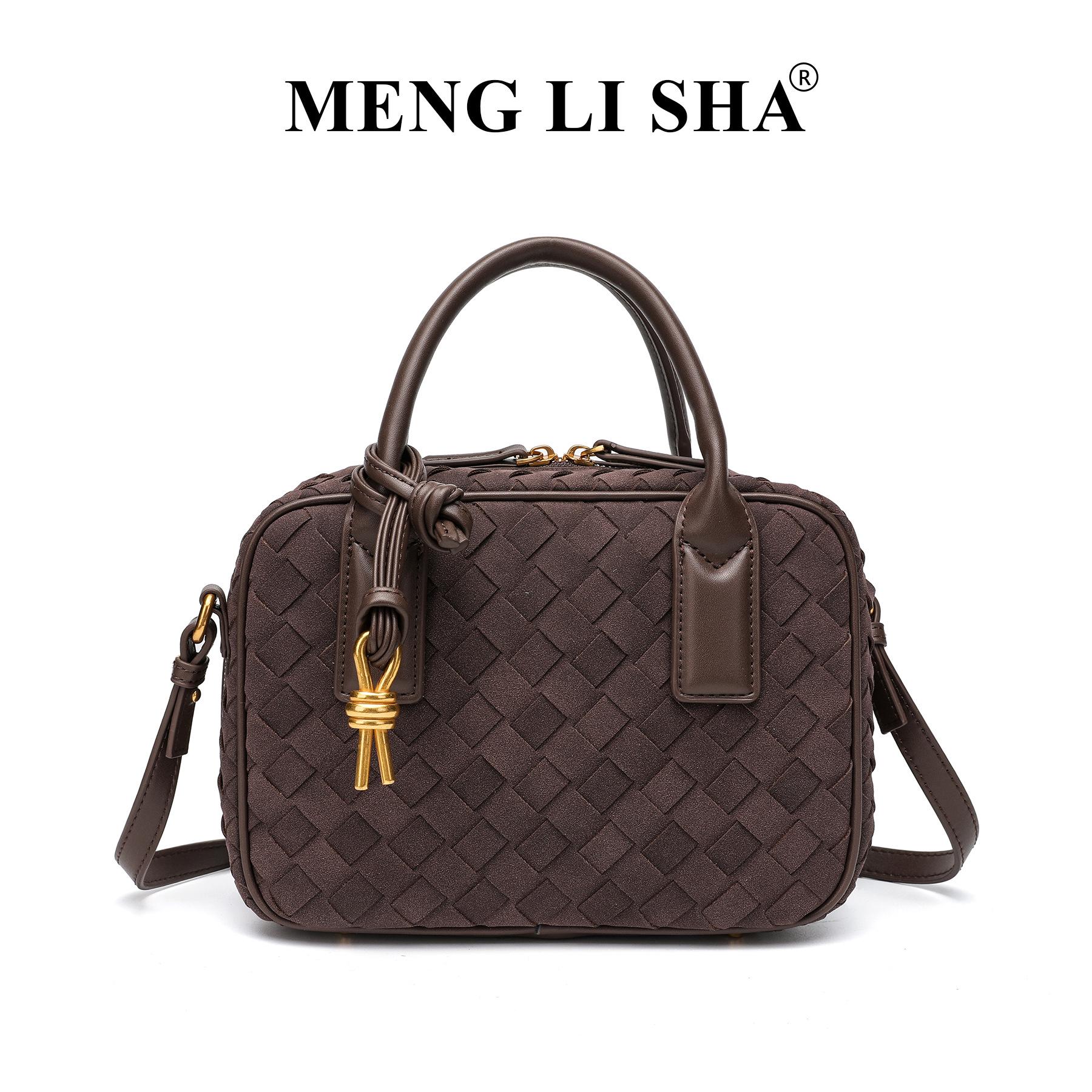 Retro Frosted Suede Woven Crossbody Pillow Bag - Women s Fashionable Shoulder and Commuting Handbag
Retro Frosted Suede Woven Crossbody Pillow Bag - Women s Fashionable Shoulder and Commuting Handbag