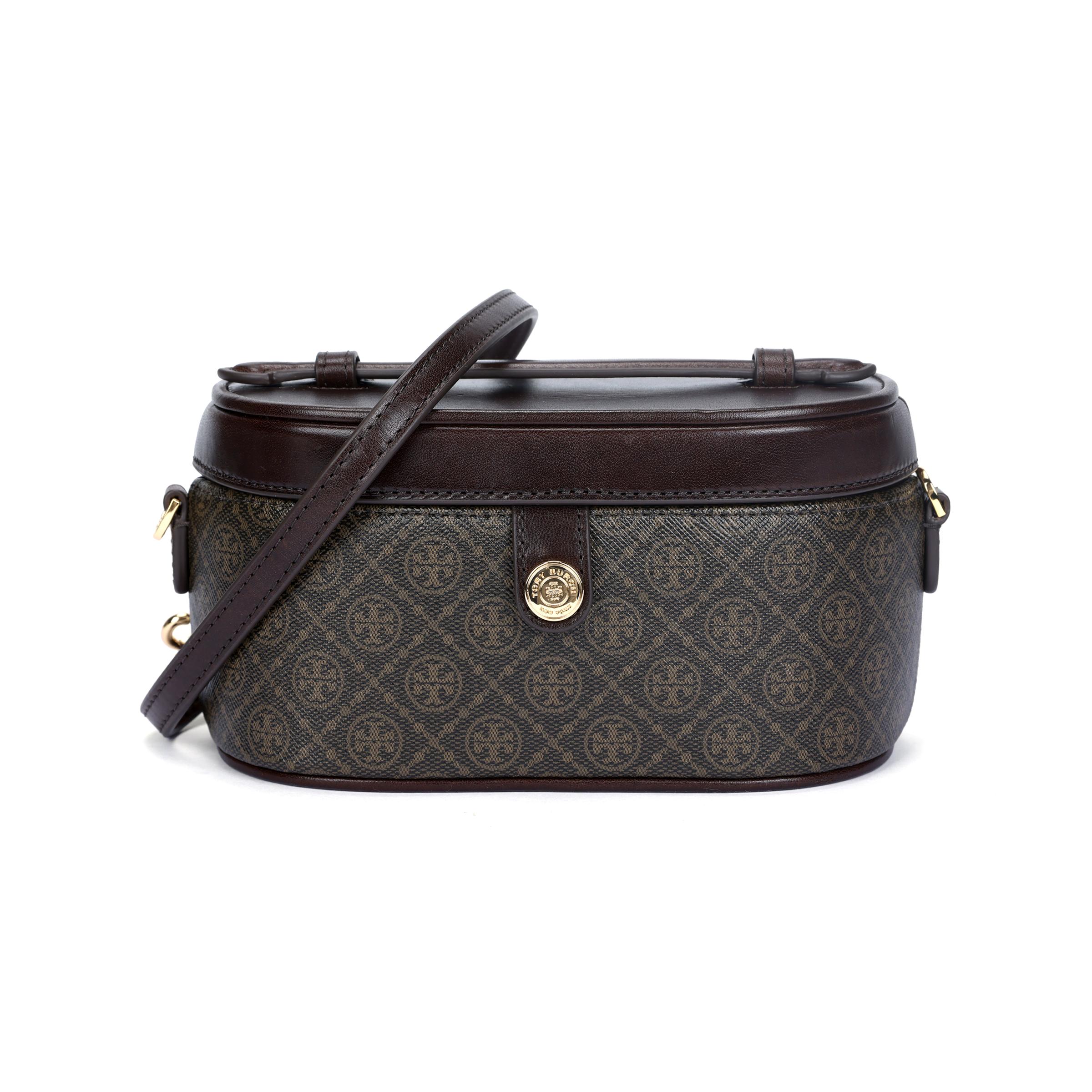 Tory Burch T Monogram Brand Micro Logo Adjustable Detachable Shoulder Strap Cosmetic Bag Women Handbag Black Brown 165012-200 Basic Set (Bag+Dust Bag)
Tory Burch T Monogram Brand Micro Logo Adjustable Detachable Shoulder Strap Cosmetic Bag Women Handbag Black Brown 165012-200 Basic Set (Bag+Dust Bag)