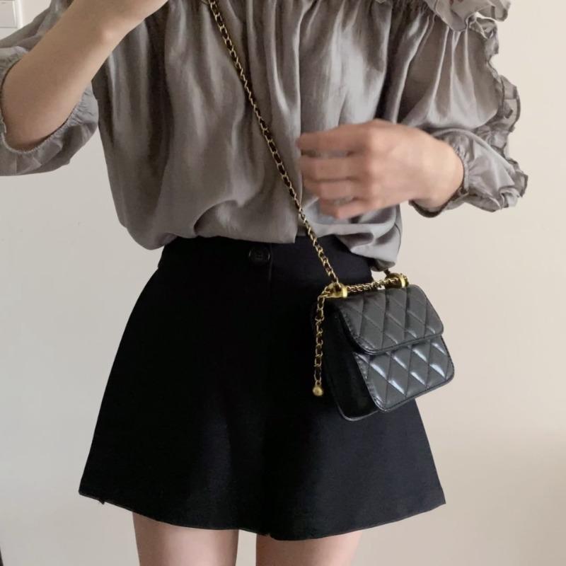 Гуанчжоу цепочка маленькая квадратная сумка маленькая золотая сфера сумка через плечо мессенджер нишевая бриллиантовая женская сумка Size can be OEM customized чёрный
Гуанчжоу цепочка маленькая квадратная сумка маленькая золотая сфера сумка через плечо мессенджер нишевая бриллиантовая женская сумка Size can be OEM customized чёрный