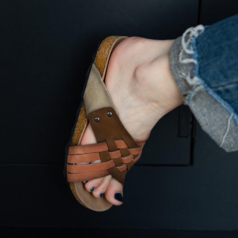 Винтажные плетеные разноцветные шлепанцы с открытым носком, платформа, круглый носок, открытый носок, заклепки, универсальные пляжные шлепанцы 40
Винтажные плетеные разноцветные шлепанцы с открытым носком, платформа, круглый носок, открытый носок, заклепки, универсальные пляжные шлепанцы 40