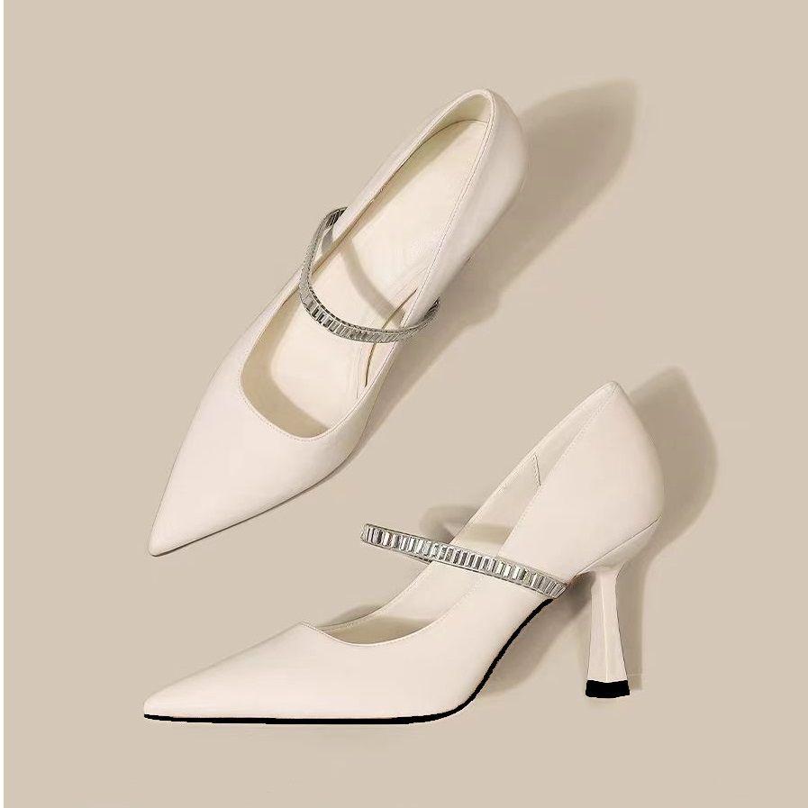 Женские туфли-лодочки Zhen 2025 со стразами, с острым носком и на шпильке - Элегантный дизайн с одним ремешком и низким вырезом 35 бежевый
Женские туфли-лодочки Zhen 2025 со стразами, с острым носком и на шпильке - Элегантный дизайн с одним ремешком и низким вырезом 35 бежевый