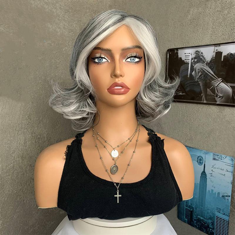 Short Mixed Black Grey Wavy Hair Women Fluffy Wig Synthetic Natural Party Cosplay Daily Wig Heat Resistant Fibre сірий колір
Short Mixed Black Grey Wavy Hair Women Fluffy Wig Synthetic Natural Party Cosplay Daily Wig Heat Resistant Fibre сірий колір