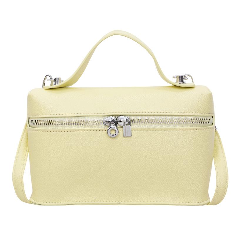 Autumn new simple casual shoulder bag crossbody small square bag women s niche trend solid color fashion women s bag жовтий
Autumn new simple casual shoulder bag crossbody small square bag women s niche trend solid color fashion women s bag жовтий
