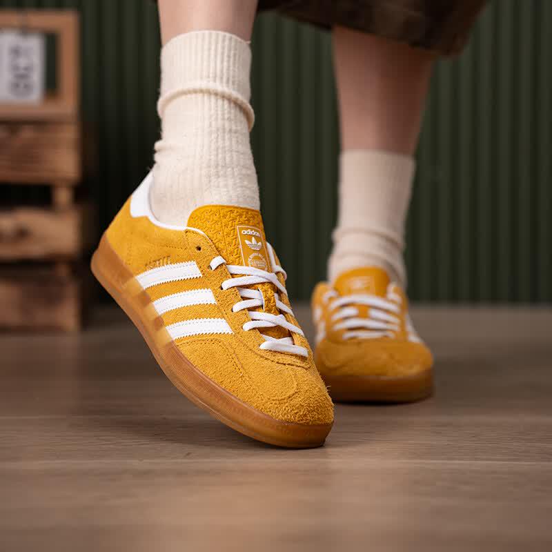 Adidas Women s KH6037 Lifestyle Sneakers 36
Adidas Women s KH6037 Lifestyle Sneakers 36