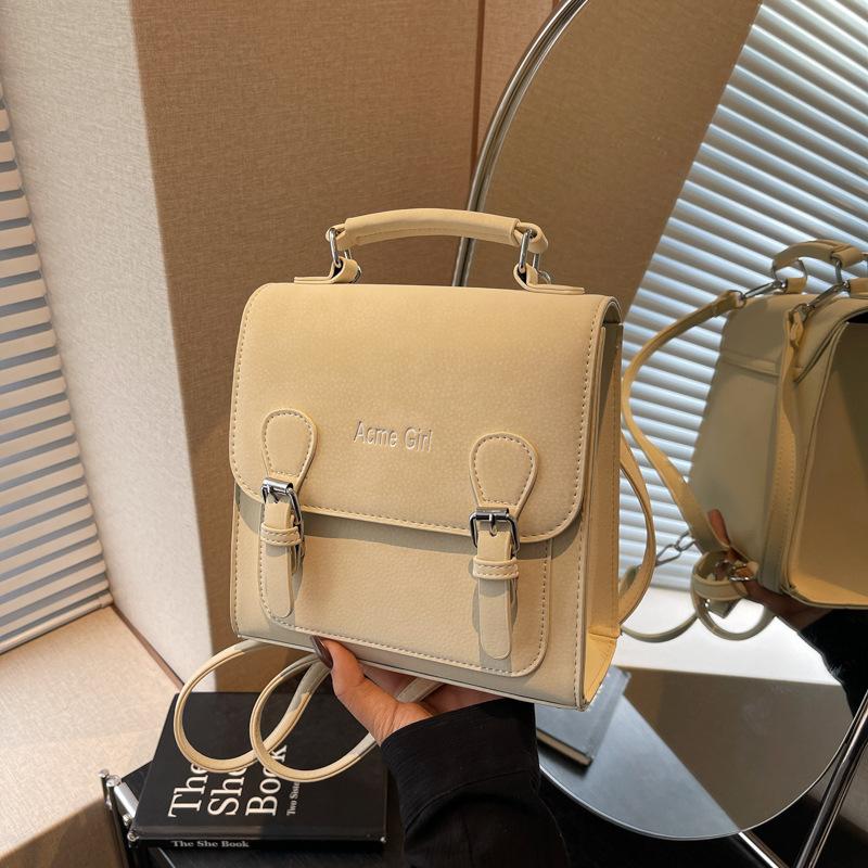 Niche design fashion backpack women s new retro versatile messenger bag college style small backpack бежевый
Niche design fashion backpack women s new retro versatile messenger bag college style small backpack бежевый