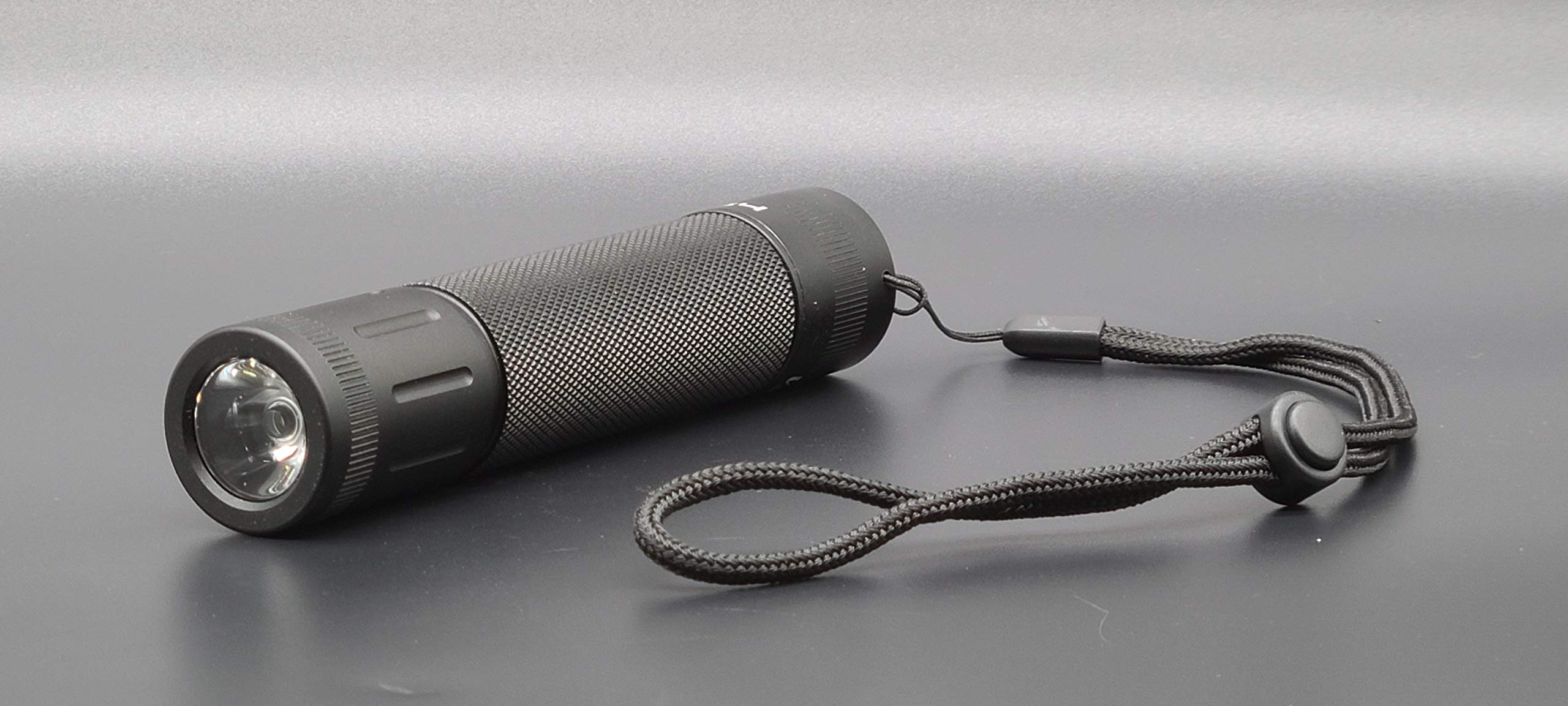 Уличный фонарик Vortex TS4
Уличный фонарик Vortex TS4