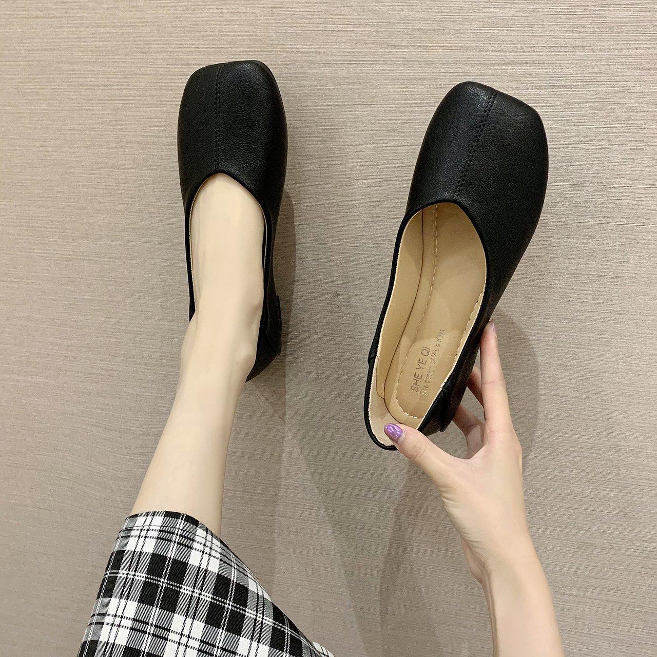 Модная женская обувь Мокасины Мягкая подошва Плоская обувь Повседневная женская обувь без застежек Элегантная обувь бабушки Туфли Мэри Джейн Женские туфли на плоской подошве 40 чёрный
Модная женская обувь Мокасины Мягкая подошва Плоская обувь Повседневная женская обувь без застежек Элегантная обувь бабушки Туфли Мэри Джейн Женские туфли на плоской подошве 40 чёрный