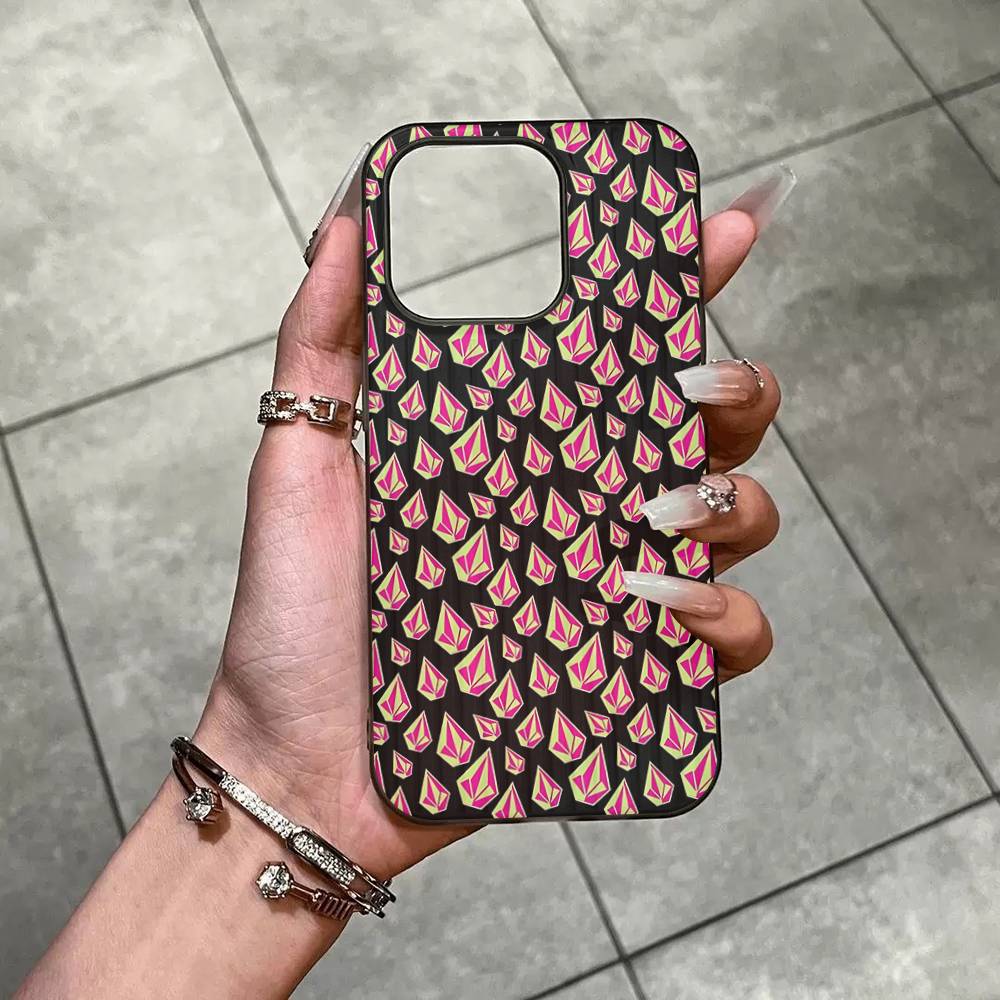 V-Volcom LOGO Fashion Phone Case For IPhone 17 16 15 14 Plus 13 12 11 Pro Max Pro Wave Corrugated Cover iPhone 16 pro
V-Volcom LOGO Fashion Phone Case For IPhone 17 16 15 14 Plus 13 12 11 Pro Max Pro Wave Corrugated Cover iPhone 16 pro