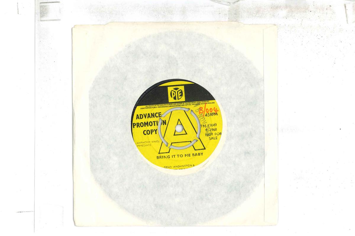 7inch Record GENO WASHINGTON & THE RAM JAM BAND - Bring It To Me Baby / I Can t Let Y 7N17649PROMO PYE 1968 UK Soul/Funk Used
7inch Record GENO WASHINGTON & THE RAM JAM BAND - Bring It To Me Baby / I Can t Let Y 7N17649PROMO PYE 1968 UK Soul/Funk Used