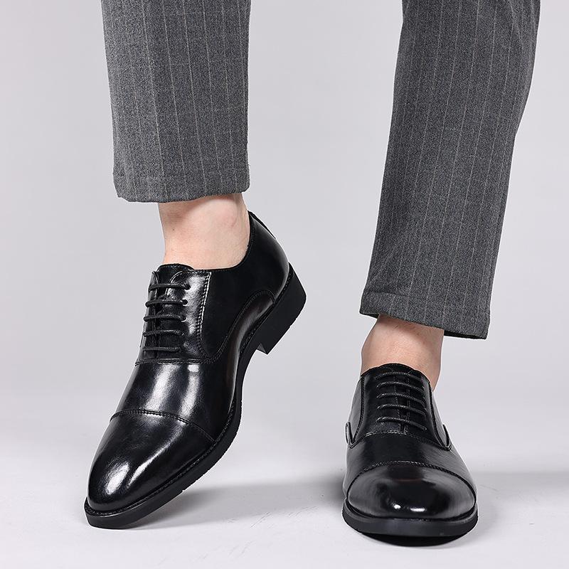 Men s leather shoes pointed British style derby shoes casual three joint business dress groom wedding shoes 8038-F 44 чорний
Men s leather shoes pointed British style derby shoes casual three joint business dress groom wedding shoes 8038-F 44 чорний